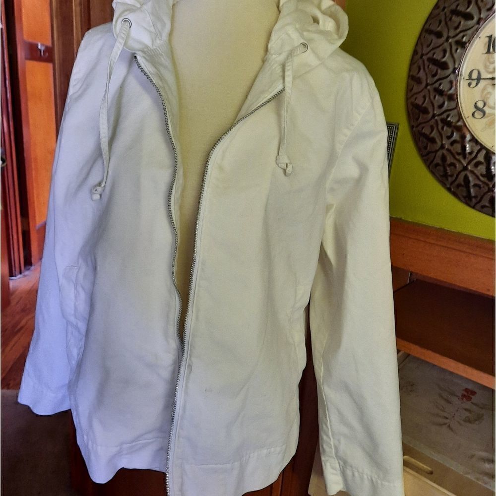 Eddie Bauer Hooded Jacket   - Picture 2 of 11